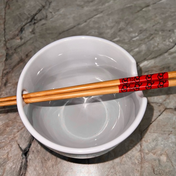 HK noodle bowl - Picture 3 of 3